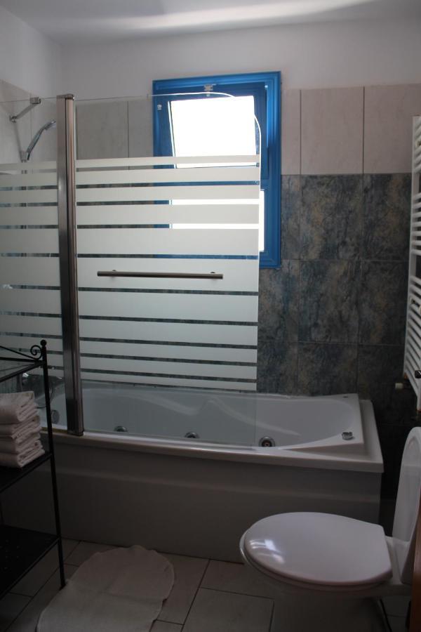 Olive Beach Villa เปเยีย ภายนอก รูปภาพ