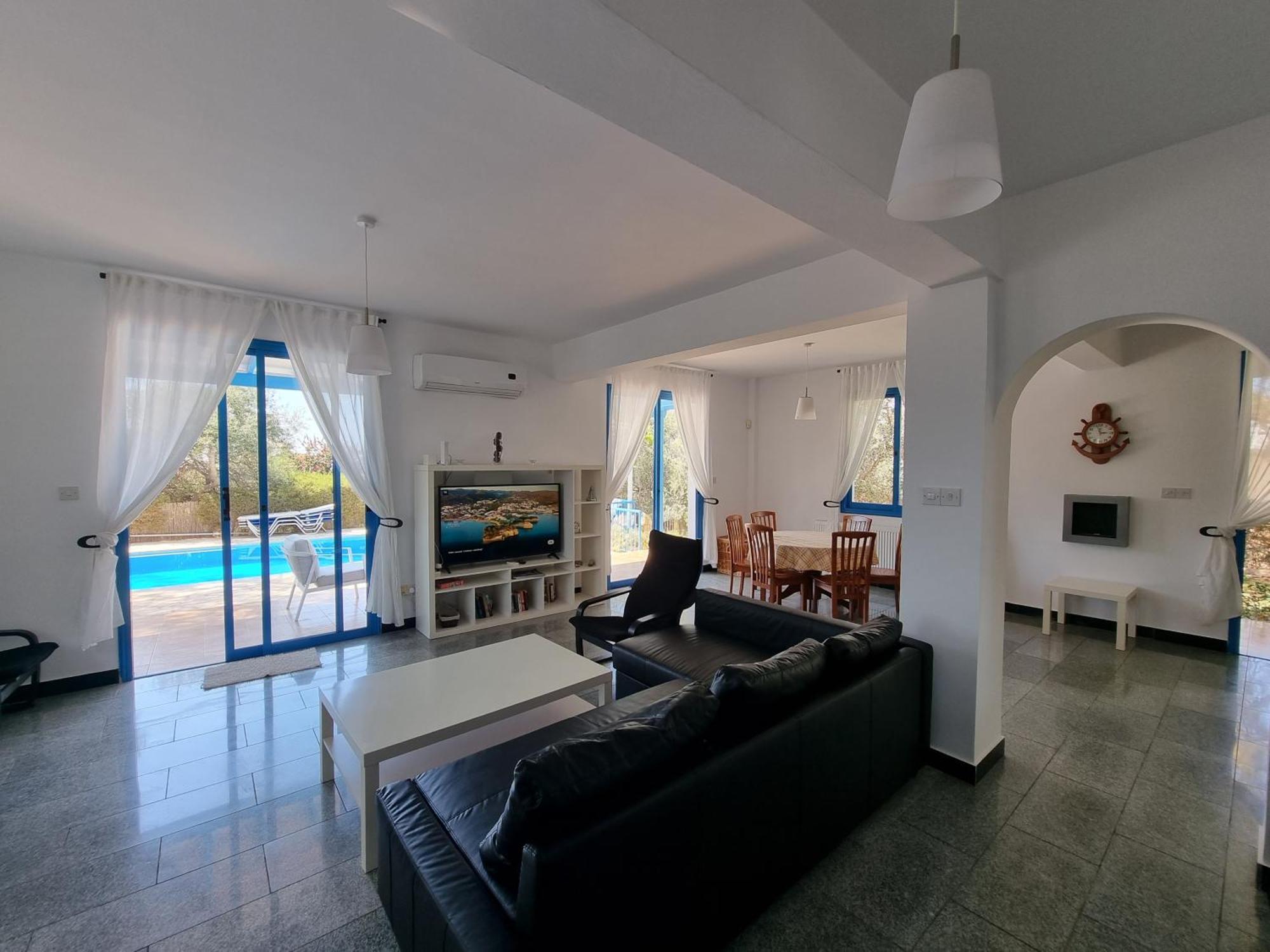 Olive Beach Villa เปเยีย ภายนอก รูปภาพ